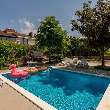 Villa Ivona *